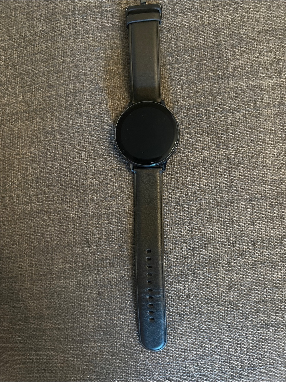 Samsung Galaxy Smartwatch + EZCO Extra Watchband, Charger & Protective Screens